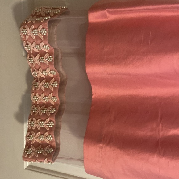 Beautiful runway piece from TATA NAKA - Picture 9 of 10